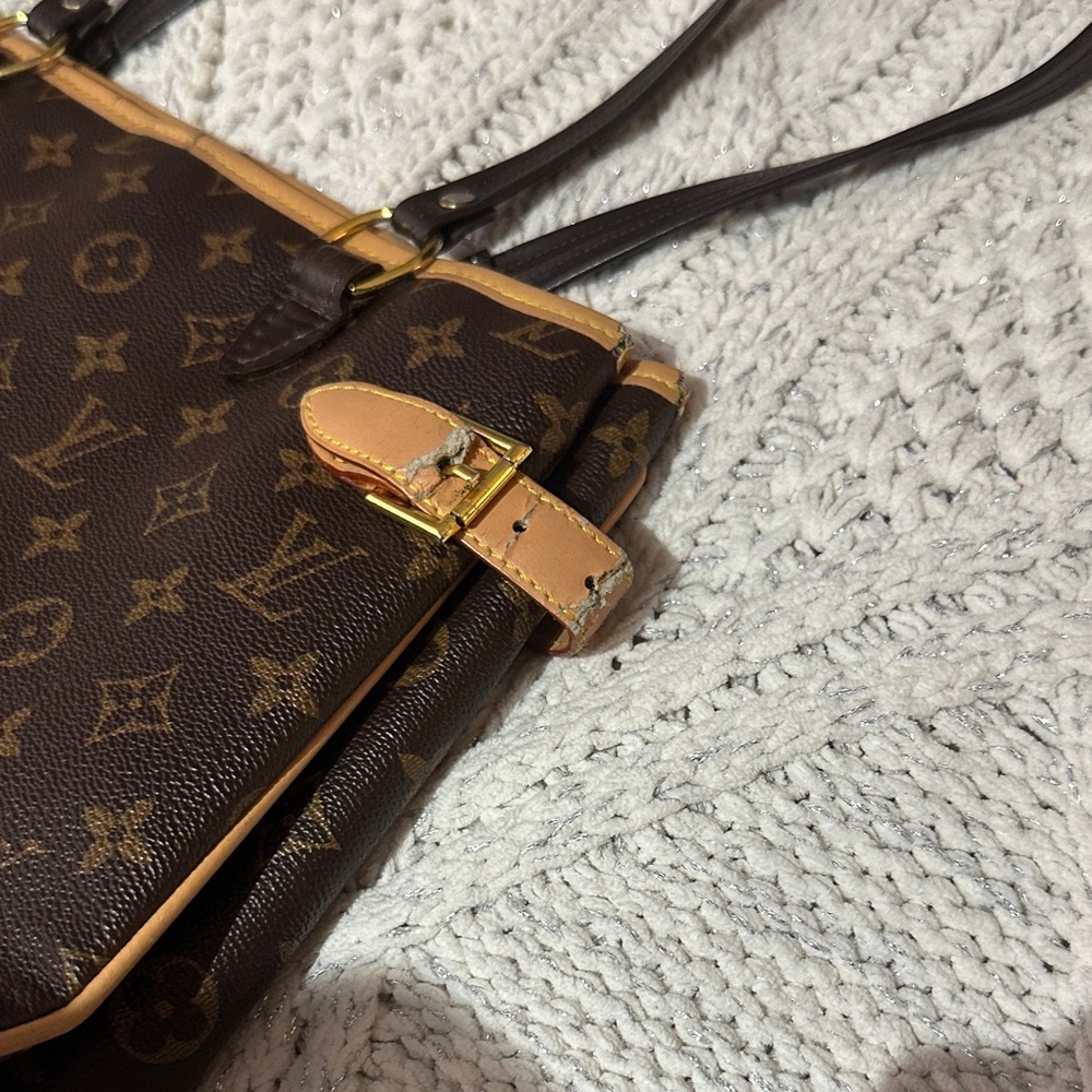 Louis Vuitton Dark Brown Monogram Tote - Picture 6 of 17
